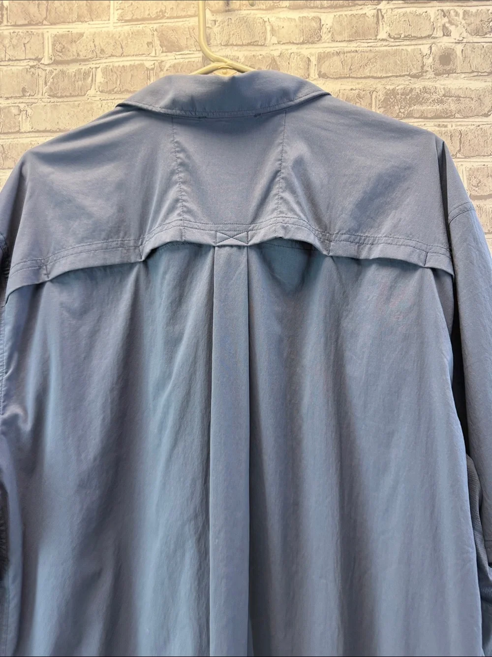 REI‎ Short-Sleeve Outdoor Button-Down Shirt in Slate Blue